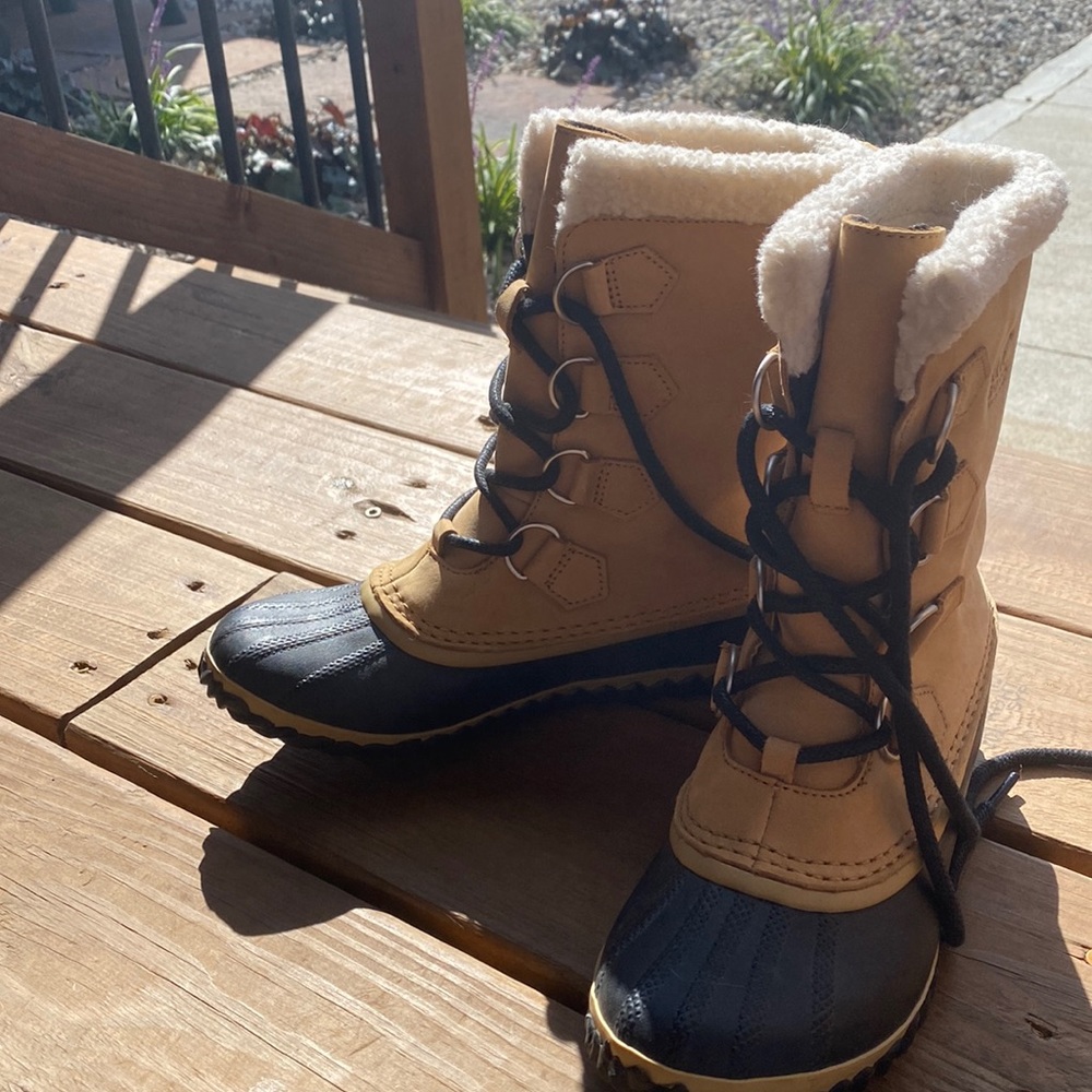 Sorel waterproof boots